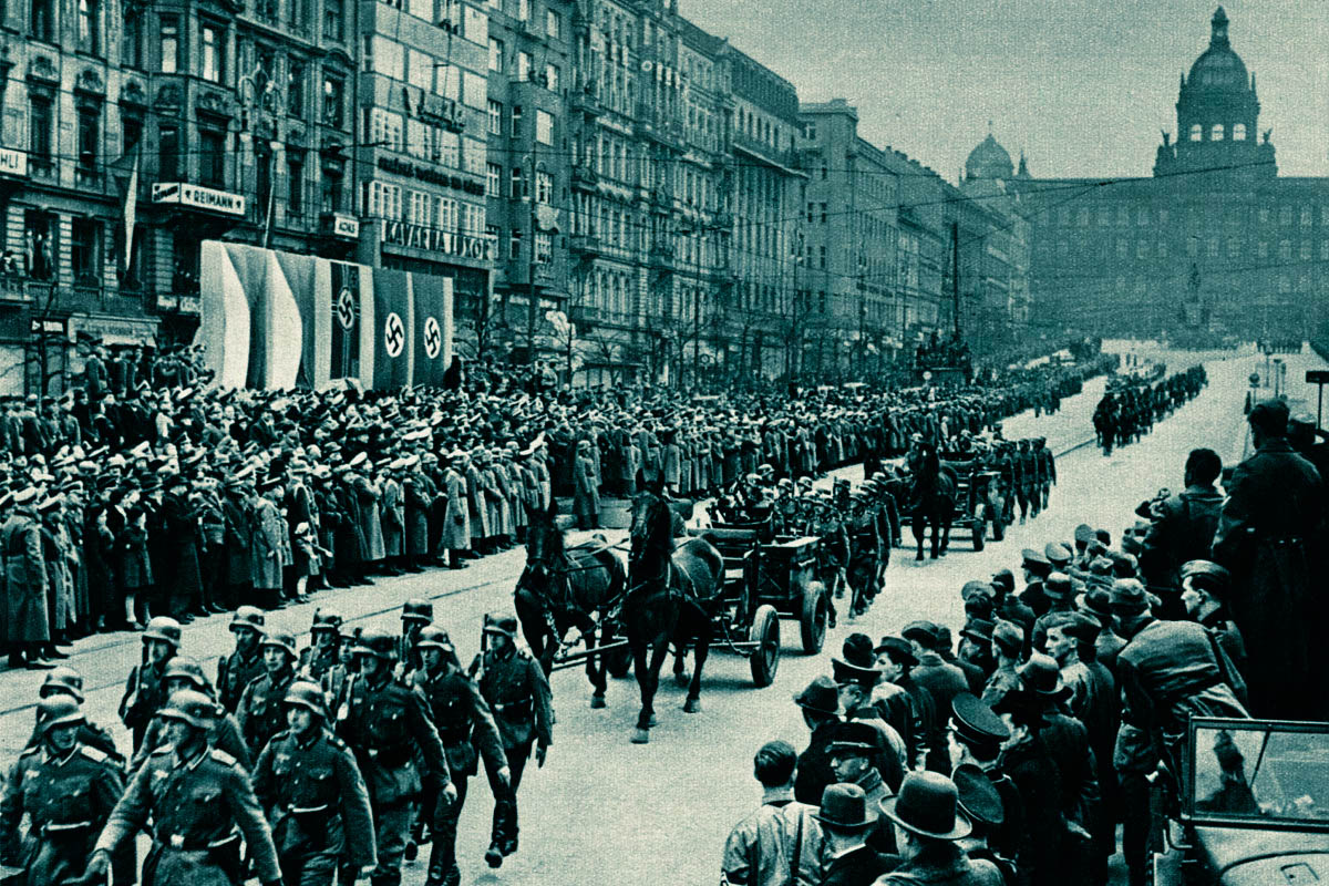 Оккупация Чехословакии – нацисты – восстание студентов - День студента 