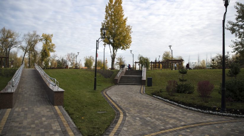 На Оболони открыли третью очередь реконструкции парка «Наталка»