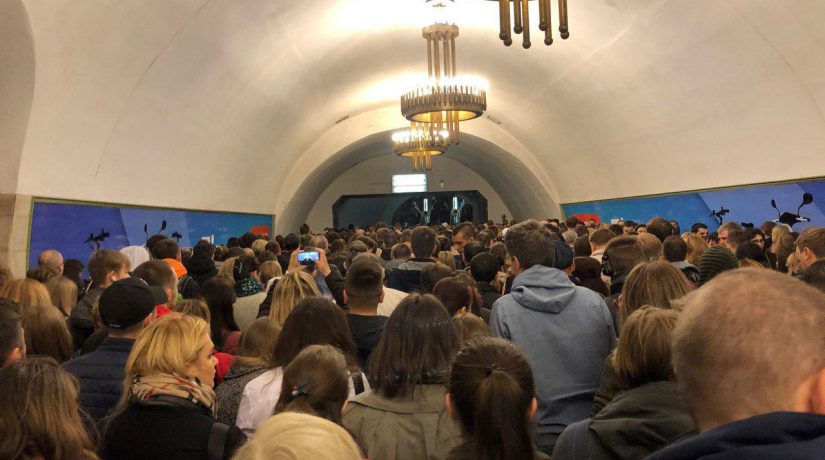 Станции метро «Майдан Незалежности» и «Палац спорту» закрыты