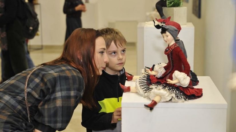 Выставка авторских кукол в музее Шевченко