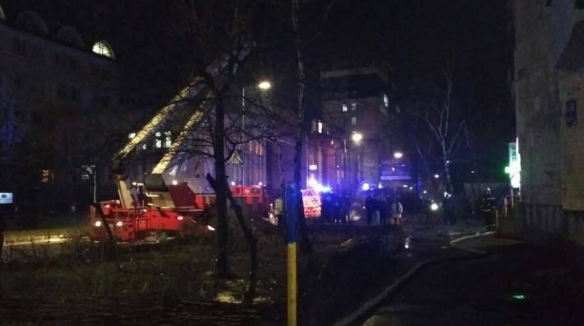 За ночь бойцы ГСЧС потушили пожары в трех квартирах и спасли четырех человек