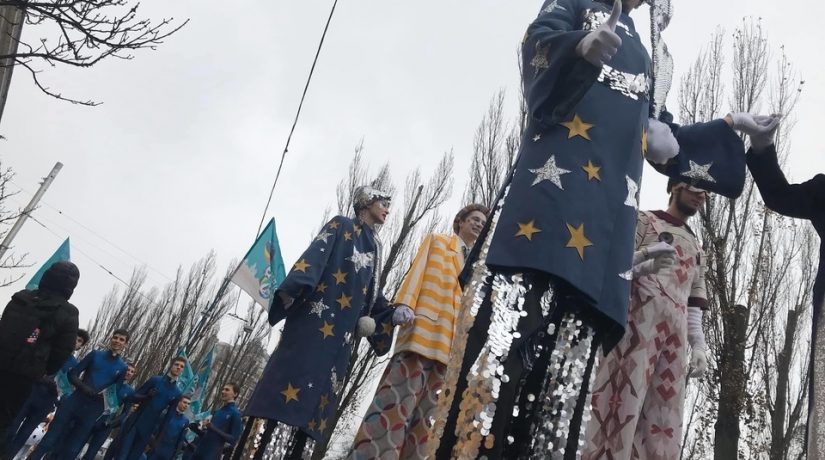 В Киеве впервые состоялся новогодний парад