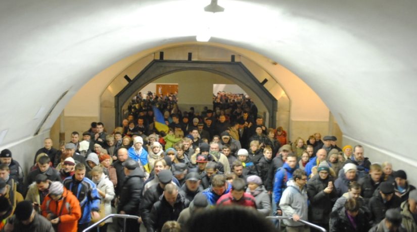 Станцию метро «Майдан Незалежности» закрыли – что происходит