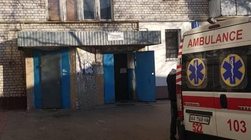 В Ирпене в многоэтажке произошел взрыв, погиб мужчина