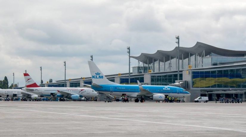 В аэропорту “Борисполь” санитары Минздрава будут встречать самолеты из Китая