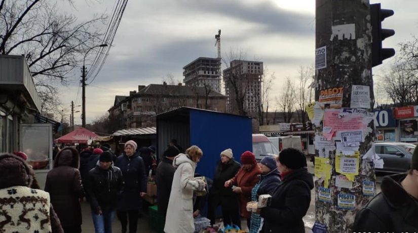 Маленькая победа жителей: в Дарницком районе закрыли одну из ярмарок
