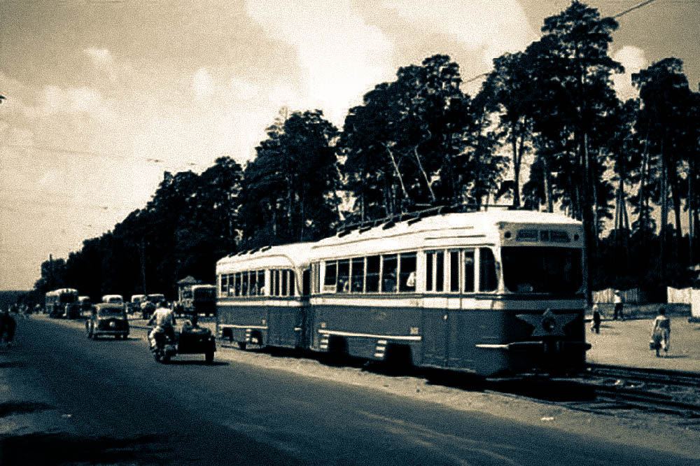 История киевского трамвая – Трамвай на Европейской площади– трамвай на Дворец Спорта