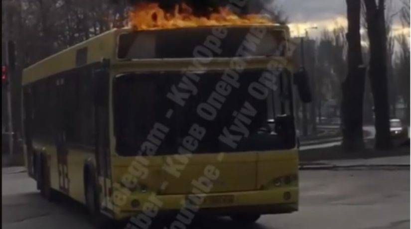 Горящий автобус – ложь. “Киевпастранс” уличил паблики в фейкометании