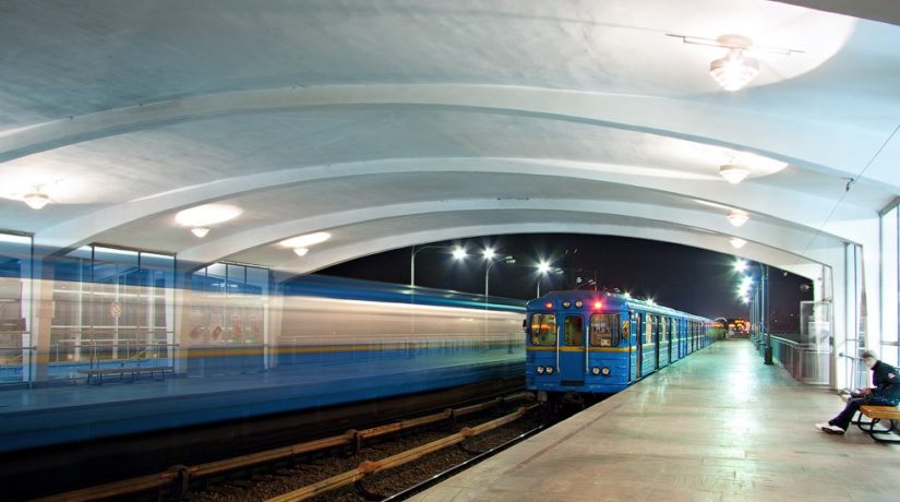 4G на первых станциях метро появится в марте – Бахматов