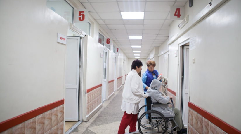 Кононенко: Две больницы под Киевом получат критически важное оборудование
