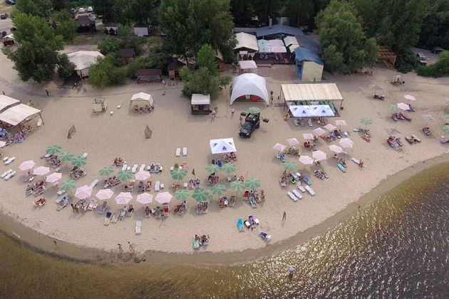 Початок пляжного сезону в Києві перенесли