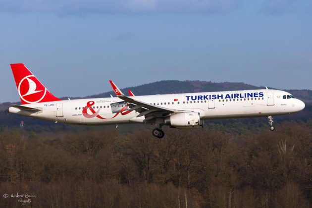 Грітися – в Туреччину! Авіасполучення відновлять з 15 червня