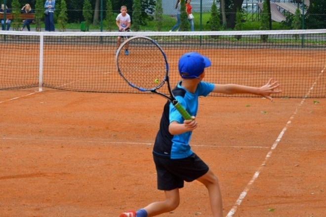 Створити безкоштовні громадські корти для гри в теніс – петиція