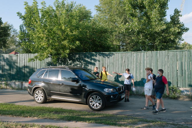 Як київські підлітки виховують недобросовісних водіїв