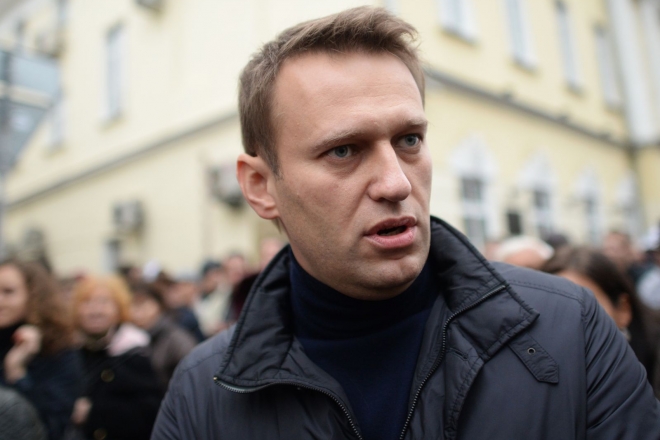 Російського опозиціонера Навального госпіталізували з літака у важкому стані