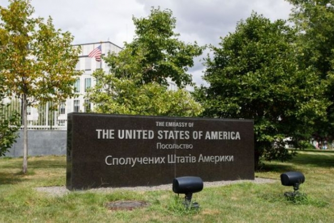 Посольство США відреагувало на смерть співробітниці в Києві