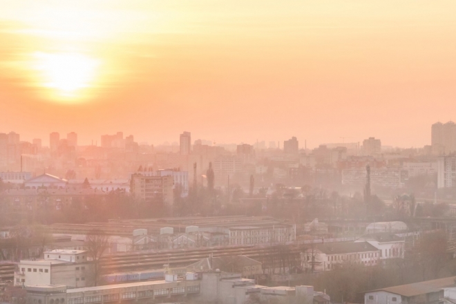 Київ у двадцятці міст світу з найбруднішим повітрям