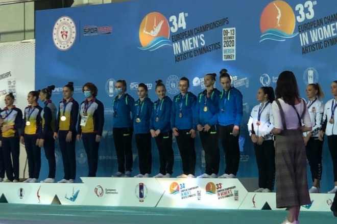 Українські гімнастки вперше виграли золото ЧЄ в командній першості