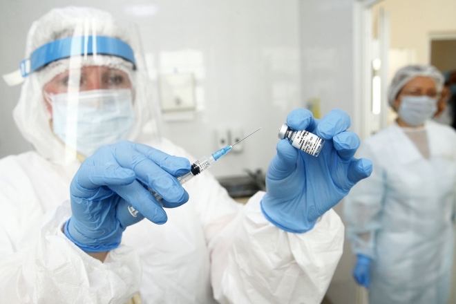 Стало відомо які регіони отримають COVID-вакцину першими – чи буде серед них Київ