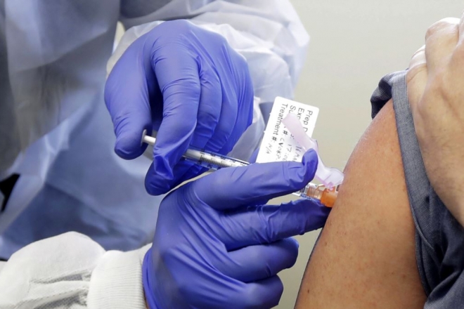 Вакцину від коронавірусу доставили в усі країни Європи