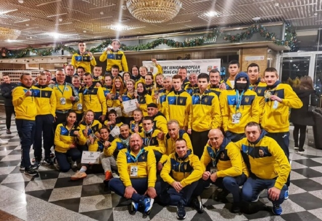 20 медалей. Українські юніори тріумфували на чемпіонаті Європи з боксу