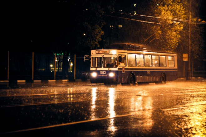 На Голосіївському проспекті нічний ремонт. Тролейбуси змінюють свій маршрут (СПИСОК)