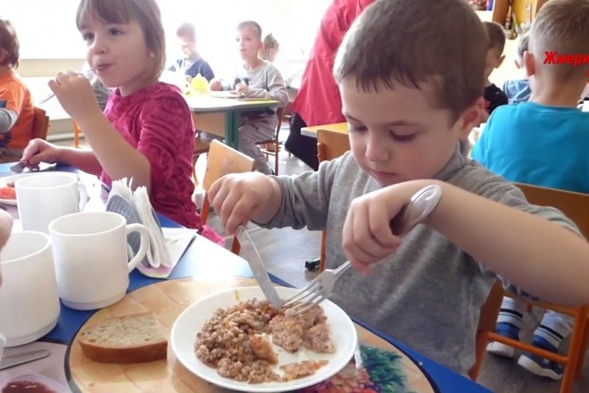 Харчування дітей у садочках повністю будуть оплачувати батьки – КМДА