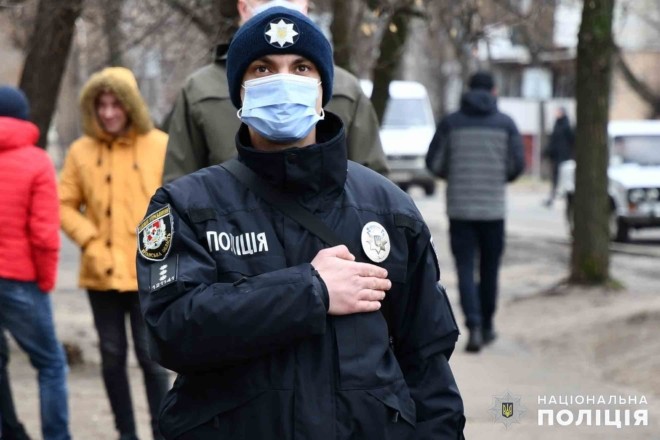 Українським водіям можуть заборонити ображати поліцейських
