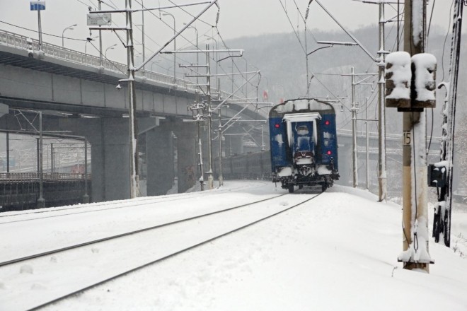 Намерзання льоду: пасажирські поїзди з Києва курсують із затримкою