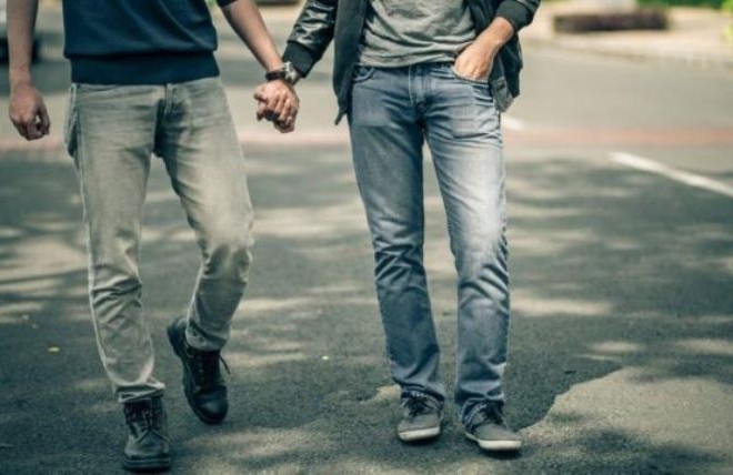 “Дикуни регочуть”. “Слуги” влаштували суперечку через дослідження українських гомосексуалістів
