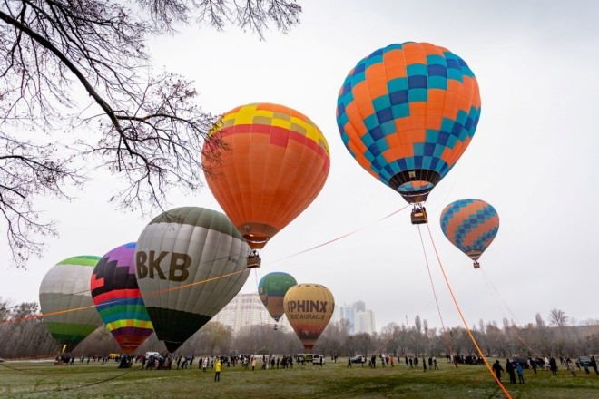 Над ВДНГ у Києві відбудеться найбільший у Європі зимовий фестиваль повітряних куль