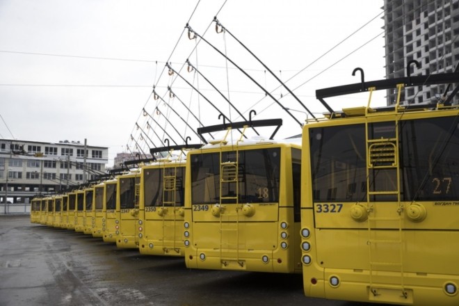 Тролейбуси № 3, 9 пустять в обхід вулиць Липківського і Толстого