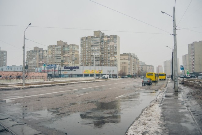 Вулицю Милославську починають ремонтувати – рух обмежать до листопада