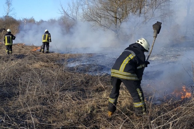 Любителі палити траву створили рятувальникам роботу – виїжджали понад 10 разів