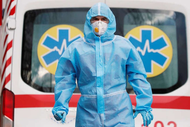 Бережіть себе і не гуляйте ТЦ. У Києві зберігається критична ситуація з коронавірусом