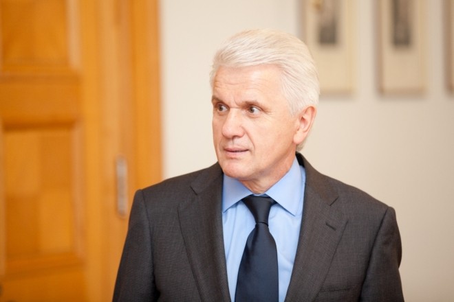 Екс-голова ВР Володимир Литвин претендує на посаду ректора КНУ