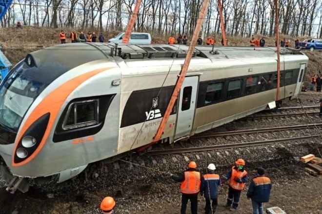 Розслідування завершили: названо причину аварії потягу “Інтерсіті” Київ-Запоріжжя