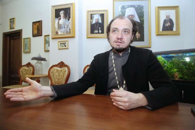 “Агресивні до існування України”: Монах Лаври про попів-пропагандистів