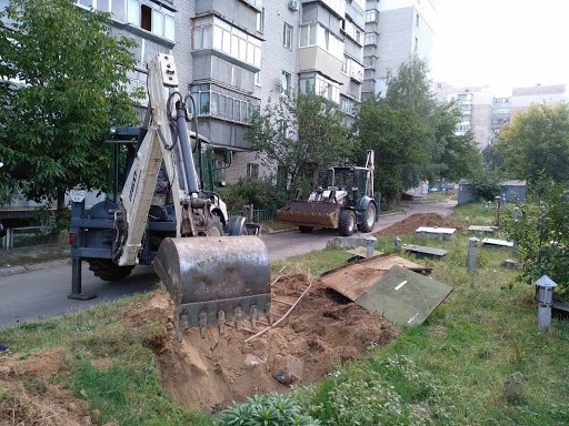 Погреби на газонах. На Київщині містяни можуть залишитися без сховищ для картоплі