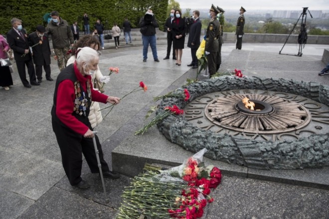 У парку Вічної Слави вшанували пам’ять жертв Другої світової війни