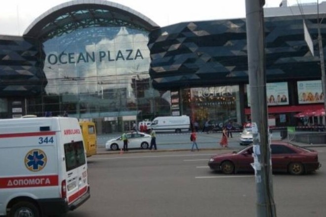 У столиці евакуюють Ocean Plazа: заміновано