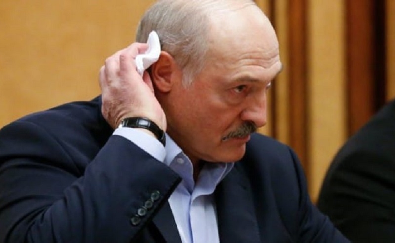 Взявся ректор. У Лукашенка планують відібрати звання почесного доктора наук Університету Шевченка