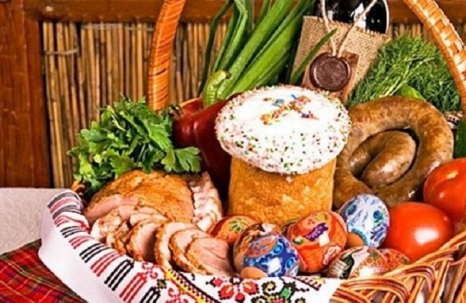 Зібрати кошик до Великодня на київському ринку: що по чому (ВІДЕО)