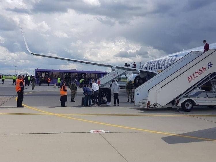 Рада засудила примусову посадку літака Ryanair у Мінську – подробиці