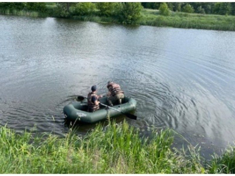 Врятувала двох подружок і загинула: на Київщині дівчинка потонула в річці (ВІДЕО 18+)