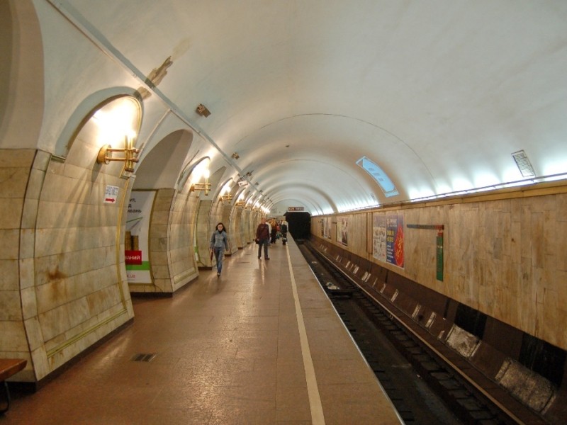 Кияни пропонують перейменувати станцію “Льва Толстого” на честь Малевича