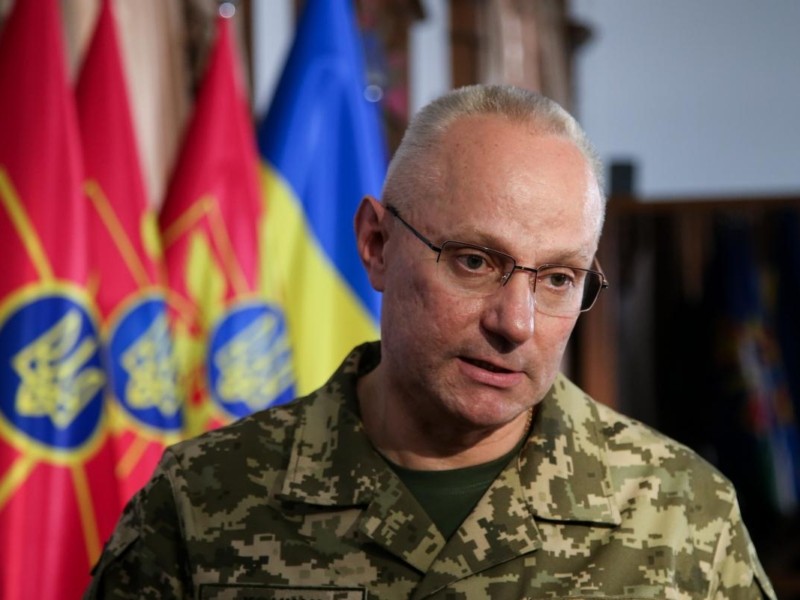 Зеленський змінив головнокомандувача ЗСУ – хто очолив армію замість Хомчака