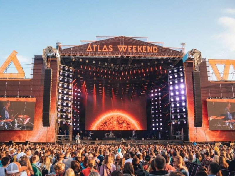 Російський гурт на Atlas Weekend виконав пісню “Put in”. Не забули і про Крим