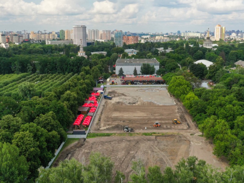 На ВДНГ почали будувати урбан-парк – перші фото