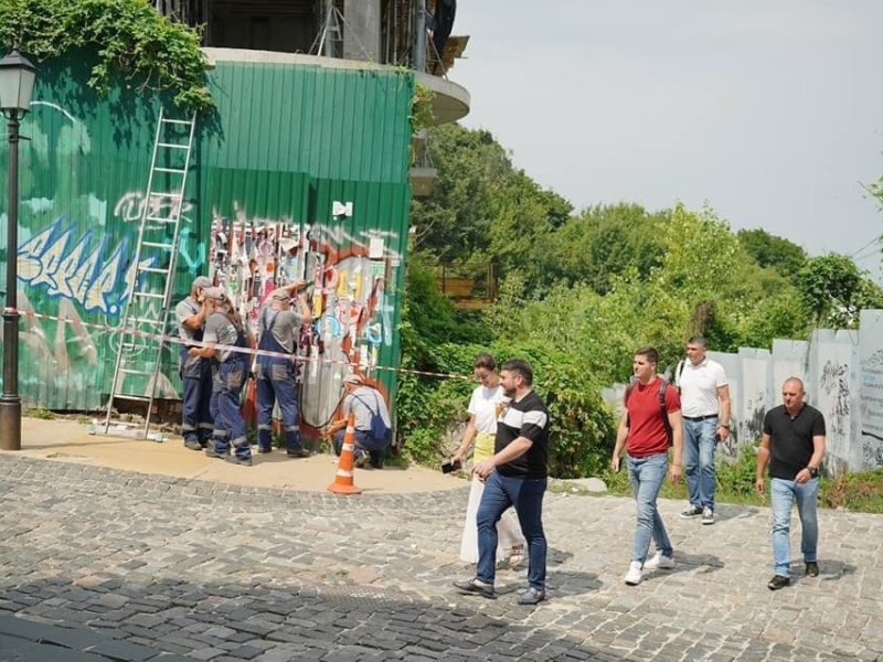 На захисті історичної спадщини. Готелю навпроти музею Булгакова не буде – “ЄС”